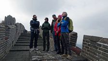 La apoteósica travesía por la Gran Muralla China de Jesús Calleja y sus invitados: “Hemos llegado al último punto”