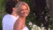 Las primeras imágenes de Susanna Griso vestida de novia camino al altar para darse el 'sí, quiero' con Luis Enriquez