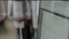 ¿Qué es la guía Parker? Conoce la Biblia para el mundo del vino: “Cuando te da más de 95 puntos ha cambiado tu vida”