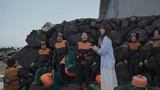 Las mujeres que desafían el mar: las buceadoras de Jeju que llegan a 18 metros sin oxígeno