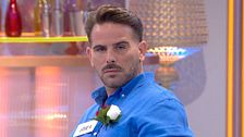 José Antonio toma una decisión tras su cita con Carmen y Jennifer le confiesa su interés por Rafa