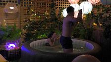 El desternillante resbalón de un soltero en el jacuzzi de ‘First Dates Summer’: “Me mato”