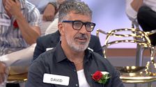 David abre su corazón y le cuenta a Sara por qué no ha tenido hijos: "Esto es intenso"