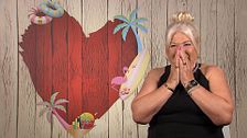 Una soltera de 'First Dates', al pensar que no le están grabando: "Sobera ya está muy mayor"
