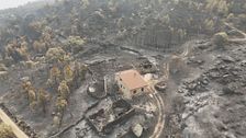 Las imágenes aéreas de un dron muestran la magnitud de los incendios: más de 77.000 hectáreas reducidas a cenizas
