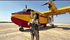 Los corsarios, los apagafuegos del Grupo 43: "Atacamos en carrusel, a la cabeza del fuego, un avión tras otro"