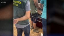 La Guardia Civil detiene a 'El Perejil', el operario de una excavadora y al propietario de la máquina, por el fuego de Burgohondo