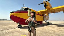 Los corsarios, los apagafuegos del Grupo 43: "Atacamos en carrusel, a la cabeza del fuego, un avión tras otro"
