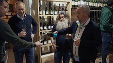 Raúl Pérez presenta algunos de sus mejores vinos a grandes importadores de todo el mundo