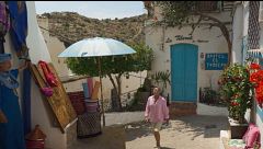 Mojácar, el pueblo blanco de las leyendas: el indalo, su pasado andalusí y el misterio de Walt Disney