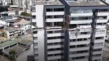 Leidy Joana Pérez, salvada por una grúa, se grabó en lo alto del edificio mientras desaparecía el piso 12 y todo amenazaba con caer