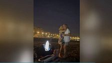 Las románticas imágenes de Carmen Borrego y su marido bailando bajo la luna