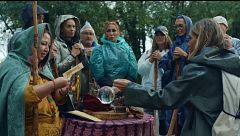 Luján Argüelles consulta el tarot y lanza una divertida petición sobre el amor