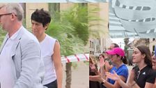 La ministra Elma Saiz llega a Ceuta 18 días después y bajo un cordón de seguridad
