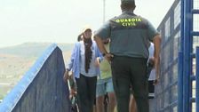 La invasión destroza el turismo de verano en Ceuta