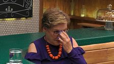 Una soltera se pone las gafas para analizar a su cita en ‘First Dates’: “Es para no perder detalle”