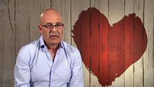 Un soltero confiesa no encajar en el estándar viajero: “He estado en Egipto y no he visto las pirámides”