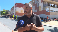 La crisis migratoria en Ceuta harta a los vecinos: "Dos semanas esperando que pongan vigilancia"