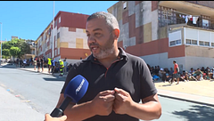 La crisis migratoria en Ceuta harta a los vecinos: "Dos semanas esperando que pongan vigilancia"