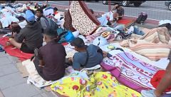 Una vecina de Loma Colmenar relata cómo es su vida tras la llegada de miles de migrantes: "No tenemos nada de normalidad"