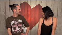 Risas y complicidad en la cita de Antonio y Laia (al menos para él): “Me gusta como amigo”
