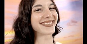Los solteros y las solteras confiesan cómo son en el sexo: “Me encanta poner inyecciones y que me las pongan”
