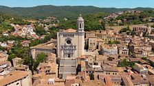 “El paseo de la vergüenza de ‘Juego de tronos’ se grabó aquí”: la imagen más reconocible e icónica de Girona