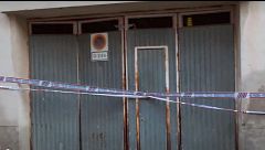 Los padres del bebé hallado muerto en Tarragona lo habrían enterrado en una caja de cartón en 'la casa de los horrores de Santa Bárbara'