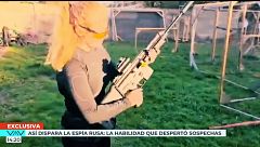 Así dispara ‘la espía rusa’: las imágenes que demuestran la destreza que levantó todas las alarmas