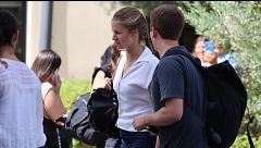 La emoción de los nuevos compañeros de la princesa Leonor en la Universidad Carlos III: "Nos hace una ilusión tremenda"