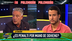 Los árbitros de 'El Senado' de El Chiringuito se mojan con el penalti de Ochieng en el Real Sociedad - Atlético de Madrid