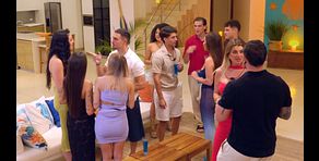 Acercamientos y dudas en las primeras fiestas en las villas: “Me dijo que eso no me lo hiciera nadie, me he rayado”