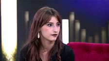 Lucía explica los insultos involuntarios que le provoca el síndrome de Tourette: “Pensaban que lo hacía aposta”