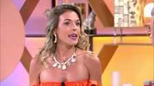 Carlota explica cómo es crecer con padres sordos y desmonta un mito: “En mi casa hay muchísimo ruido”