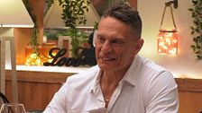Claudio, el hombre que se parecía a Brad Pitt y fue guardaespaldas de Miguel Bosé: “Me gustan mujeres fuertes”