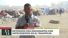 Los inmigrantes de Ceuta negocian con la pulsera del campamento: "Ducha y cama por 25 euros"