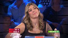 Cristina, de Madrid, se la juega hasta el final: “Las comunidades molan”
