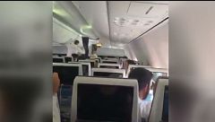 Pánico en pleno vuelo a Israel: un pasajero asegura que un piloto apuñaló a otro para evitar un atentado