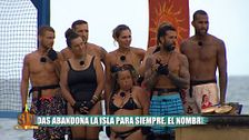 Un concursante del equipo Sol es descartado por sus contrincantes para el juego de localización