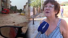 Lola fue rescatada por los bomberos cuando se quedó atrapada en su coche en medio del temporal: "He vuelto a nacer"