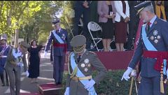 El momento en el que el rey Felipe avisa a la princesa Leonor de la caída de su Toisón de Oro en pleno desfile del Día de la Hispanidad