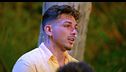 Miguel se rompe en la hoguera al enterarse de que Mara y Juanpi comparten villa, al completo