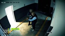 Exclusiva | Las imágenes del asesino confeso del niño de 13 años entregándose a la Guardia Civil en Sueca