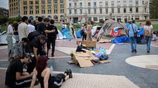 La acampada por la vivienda se extiende por toda España: la chispa de Sol llega a Barcelona, Málaga o Palma