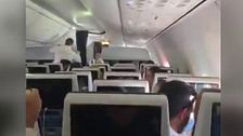 El duro testimonio de los pasajeros del vuelo FlyDubai: "Tengo la ropa llena de sangre, pero lo hemos conseguido"
