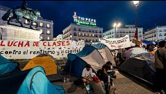 Una ‘ciudad’ en la Puerta del Sol: 1.248 tiendas de campaña siguen en la plaza