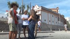 Adam, un migrante de 16 años que entró de forma ilegal en Ceuta y que pide plaza en un centro de menores: “Tenemos miedo”