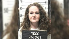 Entre gemidos y ronquidos, así ha sobrevivido Christa Pike, condenada a muerte en Tennessee, a dos inyecciones letales