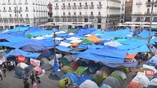 La acampada de la Puerta de El Sol en Madrid por la vivienda crece ante las amenazas de desalojo de Ayuso