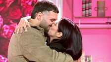 Le pide matrimonio en directo tras dos meses y medio saliendo y la suegra reacciona en directo